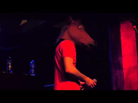 Mc Cavallo - ME LI PRESTI 2 KILI DI CULO live @ La Scuderia - Bologna 27/04/2013