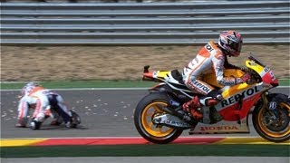 Download lagu High Speed Footage: Pedrosa crashes out of Aragon GP mp3