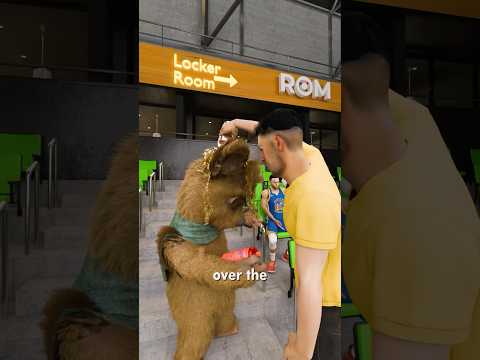 Fan Fights With A Mascot 😳