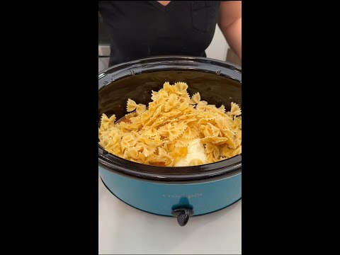 Fantastic chipotle chicken pasta (in the crockpot)