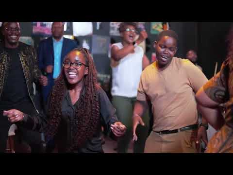 FUTHI MHLONGO- PHAPHAMANI