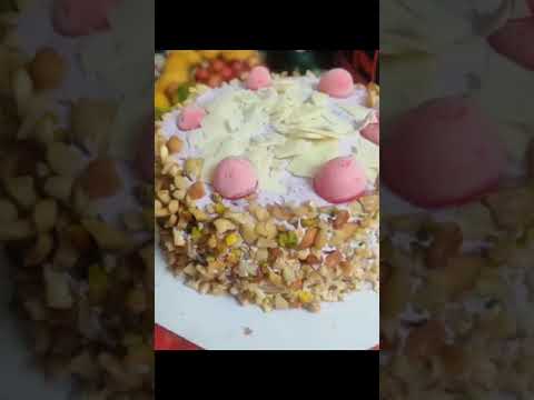 Yummy black currant cake