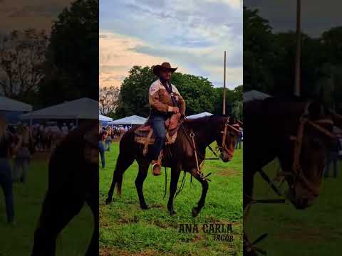 Comitiva 7 Flechas de Rialma-GO na abertura do 3° Encontro de Comitivas de Goiânia-GO