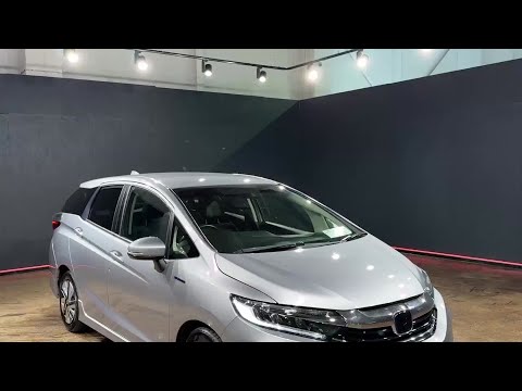 Honda Shuttle HYBRID 1.5L AUTOMATIC - HALF BLACK L - Image 2