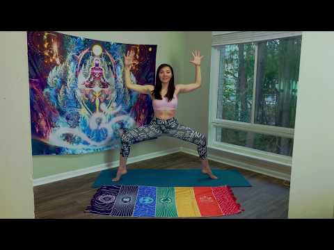 One minute yoga: Goddess pose (Utkata Konasana)