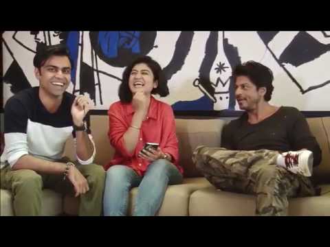 SRK Live Chat on FB with team @TheViralFever [Nidhi Bisht & Jitendra Kumar] 29.01.2017