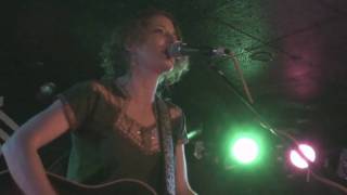 Kathleen Edwards - In State live @ King Tut&#39;s Wah Wah Hut, Glasgow