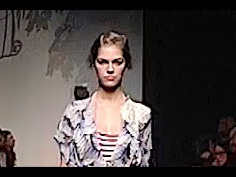 TSUMORI CHISATO Spring Summer 2010 Paris - Fashion Channel