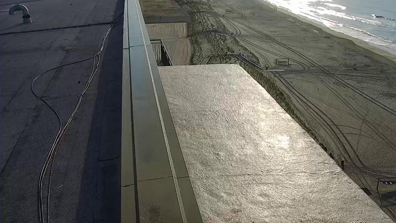Live webcam view of Margate Beach Surf Cam