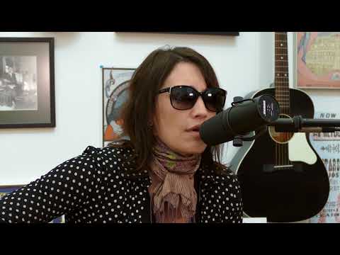 Pieta Brown - "Street Tracker" | Fretboard Journal