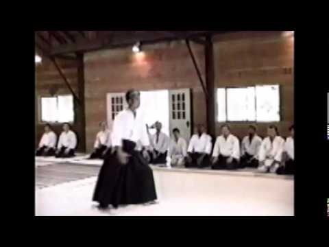 Aikido - Doshu Moriteru Ueshiba. - 1991 (Part 1)