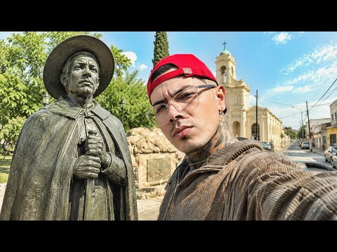 ⛔️El Pueblo que Está OBSESIONADO con un CURA 