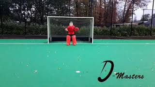 D Masters Goalie - Right Foot Across Kick
