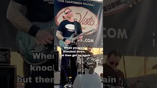 What’s your hype up song? #freakierfriday #chumbawamba #tubthumping #guitar