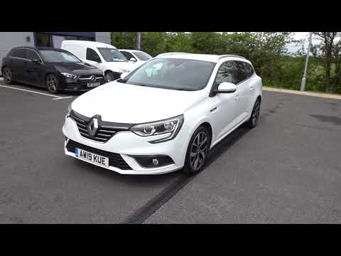 2019 Renault Megane 1.5 dCi Iconic Sport Tourer in Glacier White