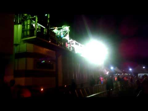 Oito7Nove4 - Tá a fim de namorar - Brasília