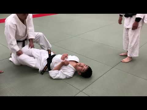 【JUDO】鴨柔会　寝技で上から下の相手を乗り越える方法②（柔道）