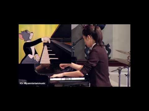 pianist Yannie Tan plays perfectly in sync with Tom and Jerry's Cat Concerto!