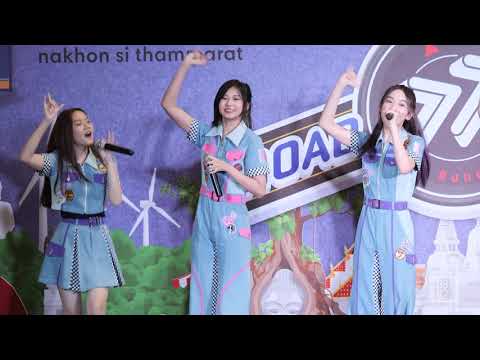 200118 BNK48 Mind - Aitakatta @ Road Show Nakhon Si Thammarat [Fancam 4k60p]