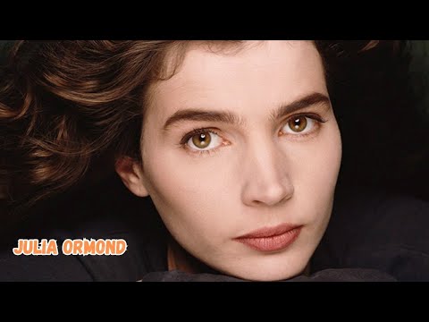 Julia Ormond Bikini