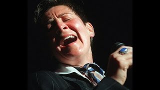 K.D. LANG - &quot;THREE CIGARETTES IN AN ASHTRAY (LIVE) BEST HD QUALITY