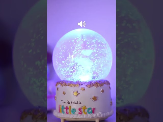 Vídeo relacionado con IFOLAINA Pisapapeles de bola de cristal de luna 3D, esfera de cristal, encantadora, figuras de hadas para decoración del hogar para niña