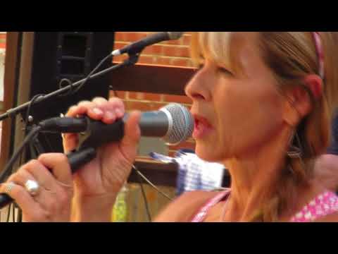 Altered Takes "Stop Draggin My Heart Around" by Tom Petty with Stevie Nicks