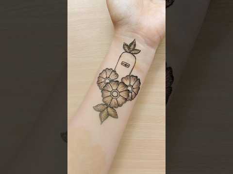 शुभ सावन सोमवार 🙏🏻🔱 #mehndi #henna #mehandidesigns #letestmehndi #sawanspecialmehndi