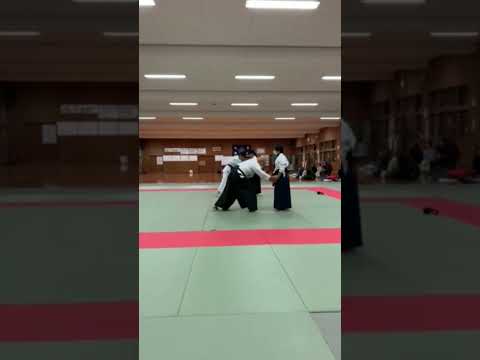 女性護身術　両手刀投げ #古武道 #合気道 #護身術