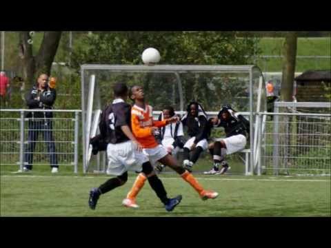 Oranje Wit B1  Spartaan 20 B2, 27 april 2013