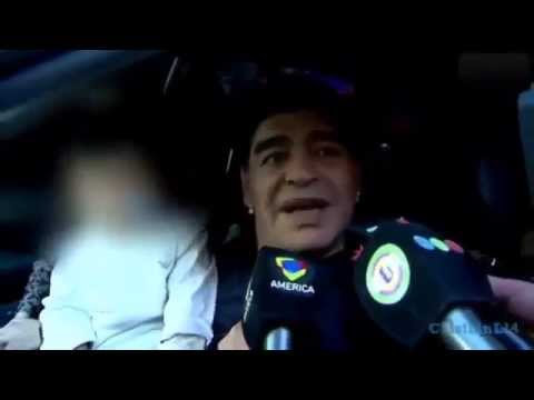 Diego Maradona golpea a periodista | Maradona agrede a periodista