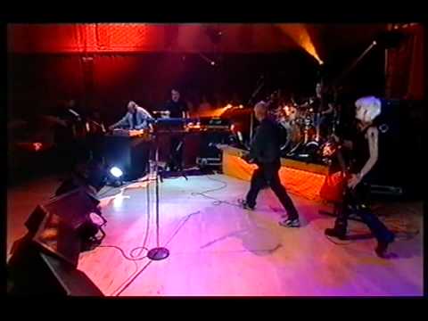 Moby, Bodyrock, live on Later With Jools Holland 2000.MPG
