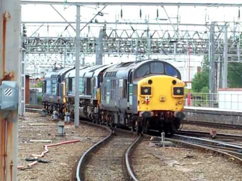 37682 + 66433 + 37087 Crewe 28/05/10