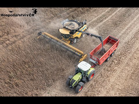 Sklizeň máku New Holland CR 9.90 , CLAAS LEXION 6700