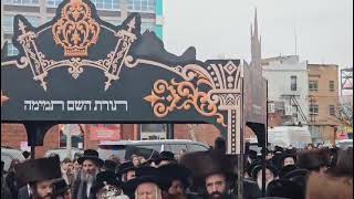 Bobov Rebbe At Hachnosas Sefer Torah 9 Teves 5786