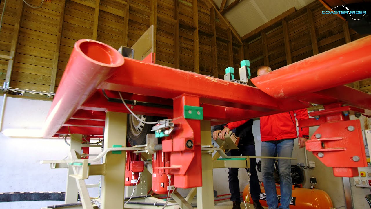 Vous n'avez jamais vu un transfer track opéré manuellement ! C'était surprenant à voir, mais très satisfaisant.