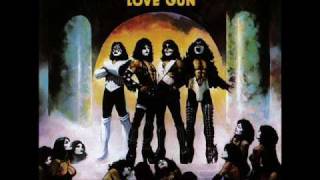 KISS got love for sale