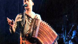 Hubert von Goisern und Die Alpinkatzen - Kren & Speck