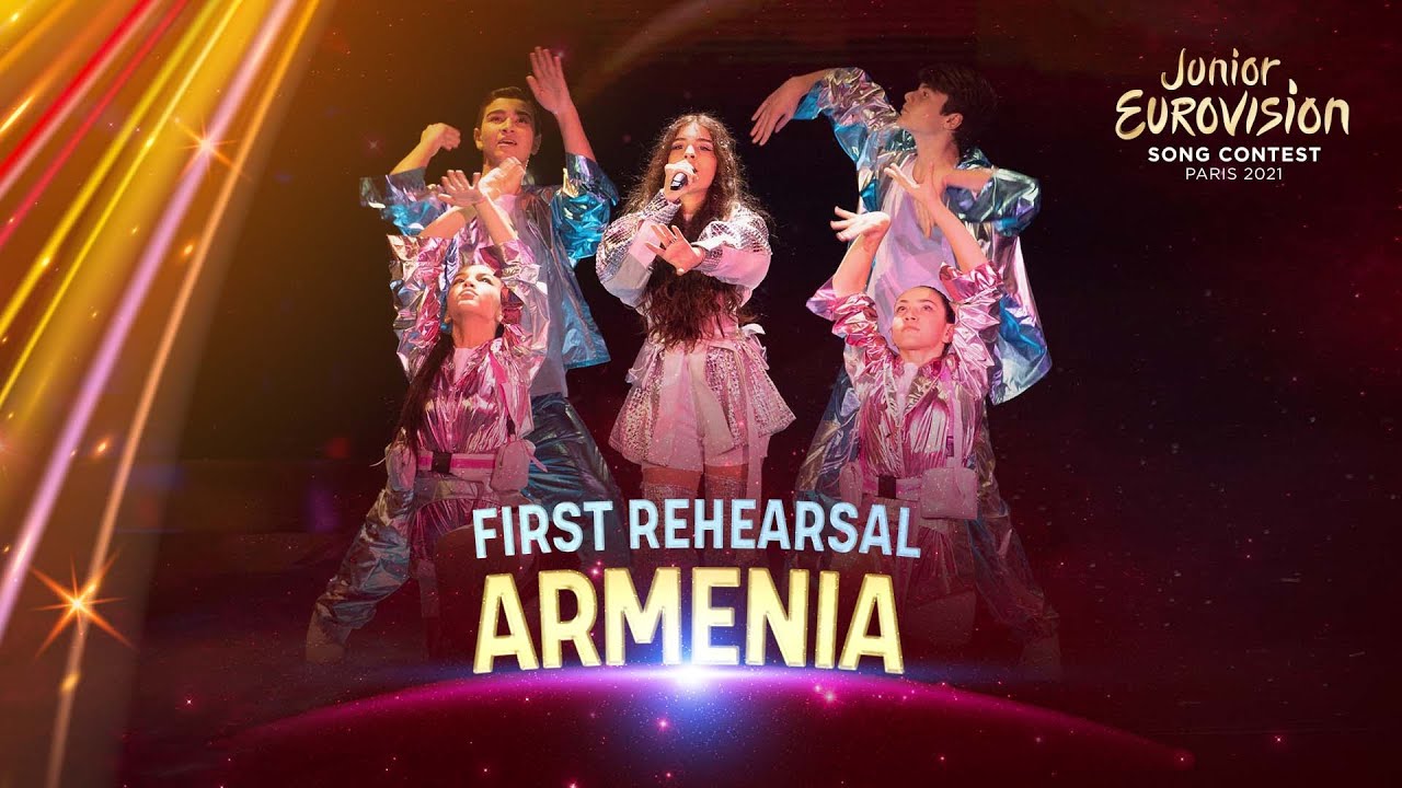  Մալենայի առաջին փորձը