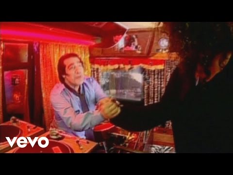 Los Caballeros de la Quema - Rómulo y Remo (Official Video)