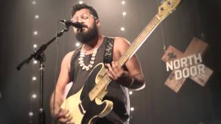 Migrant Kids live at The Good Music Club - with Black Fret