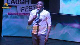 TOP COMEDIAN BOVI DAZZLES CROWD WITH NEW JOKES AT 
