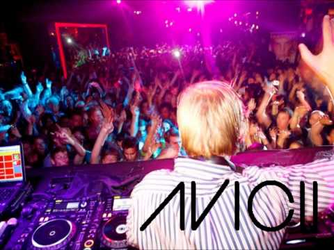 Michael Calafan -Resurrection vs. Adele-Someone like you @ Pier 94 Avicii