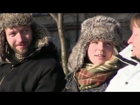 Linnea är trollkarlen Harry Prutter - Snurra flaskan (TV4 Play)