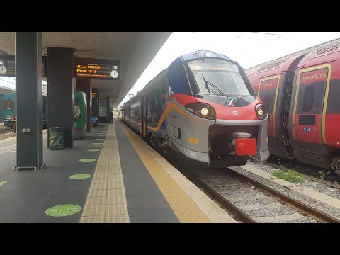 Treno Regionale Pop ETR 104 059 Regionale 22106 Reggio di Calabria Centrale-Cosenza