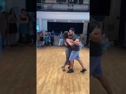 Daniel Marinho e Mariana Meireles - Apresentação no Forró de Colônia na Alemanha 🇩🇪