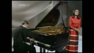 Nana Mouskouri    - Sérénade -  1968 -.wmv