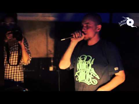 BASSTRONOMY: Duże Pe vs Dub Step /  The Hotheads & Hrabia+ & UnBeatable | 15.12.2012 @ 8 Bitów