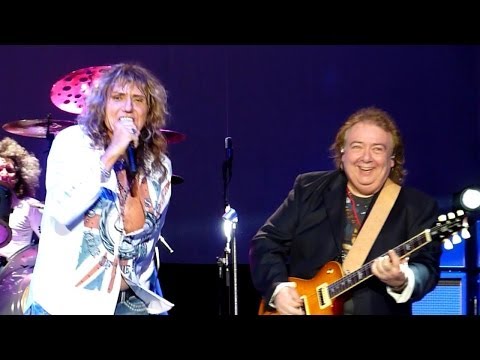 Whitesnake - Fool For Your Loving (Live - Manchester Arena, UK, May, 2013)
