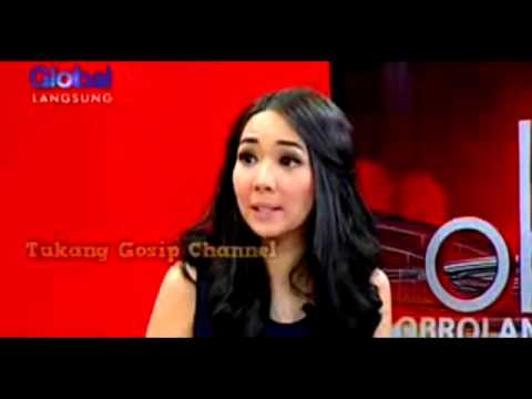 ~~ Gosip hot 16 januari 2016  Jupe liburan ke Bali